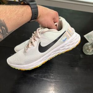 Nice React shoes